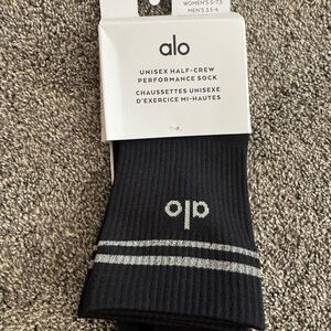 ALO Yoga Unisex Half Crew Performance Sock (Authentic)